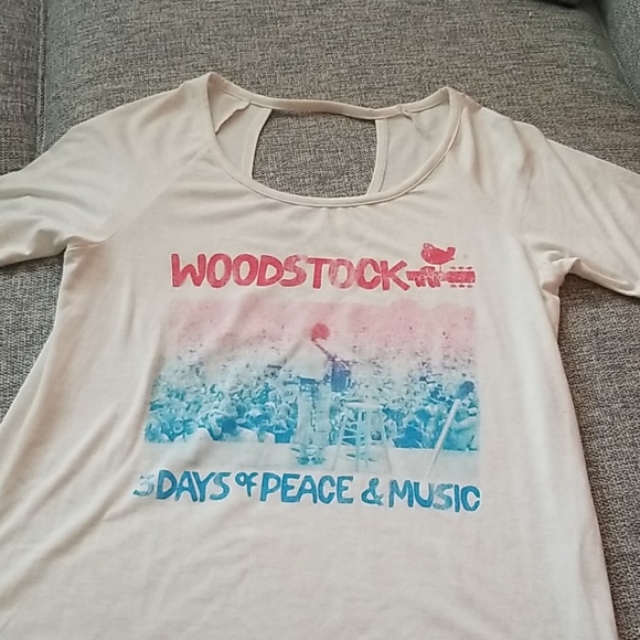 Woodstock tee women's size medium - Picture 4 of 6